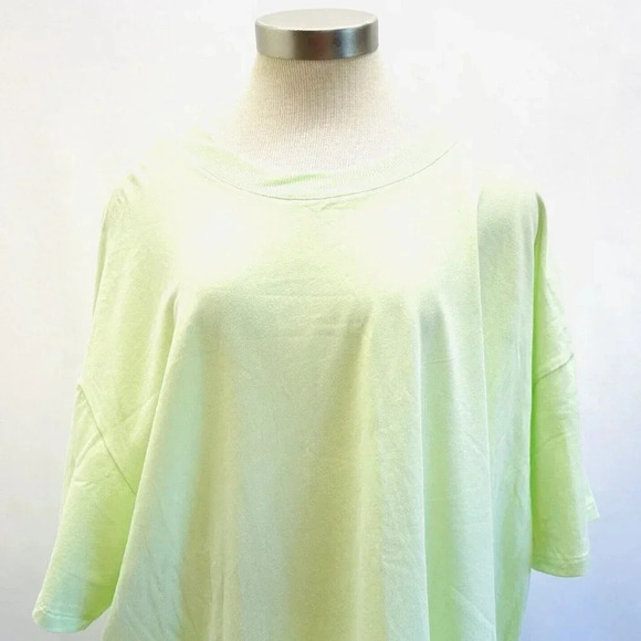 NWT TEK GEAR Women Short Sleeve Crew Neck On the Go Gear Green Shirt Plus Sz 3X - Picture 2 of 12